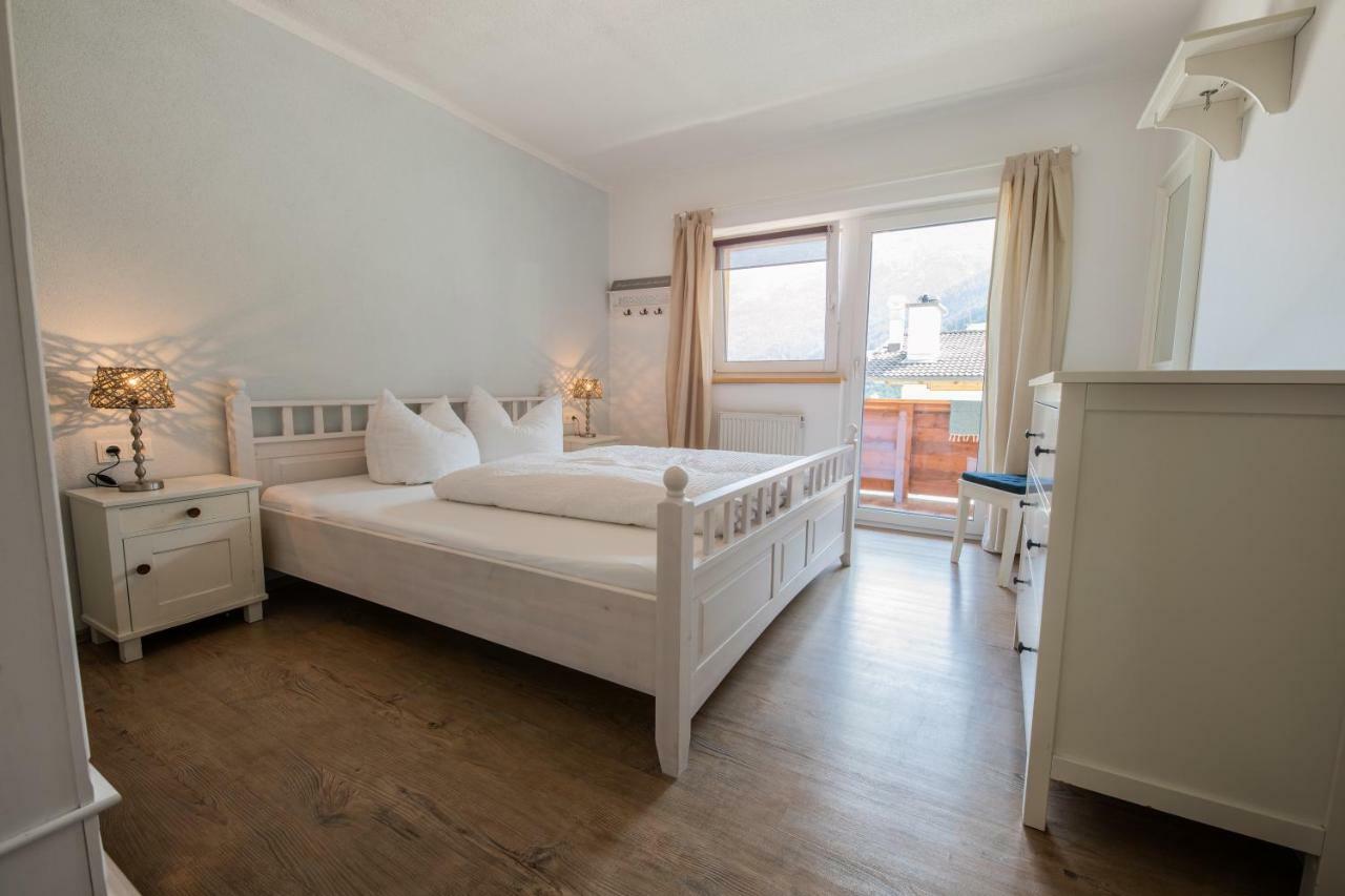 Ferienwohnung Am Platzl Neustift im Stubaital Luaran gambar